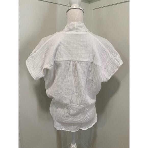 Natalie Busby Top in White - Picture 3 of 6